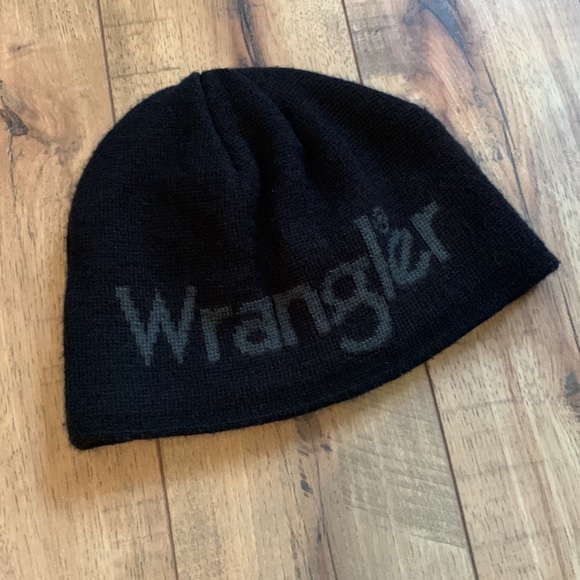Wrangler black beanie/toque - Picture 2 of 7